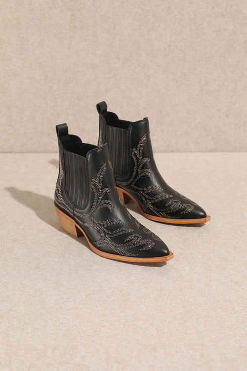 BRYCE Cowboy Style Ankle Chelsea Boots in Black Footwear Suki's Wardrobe